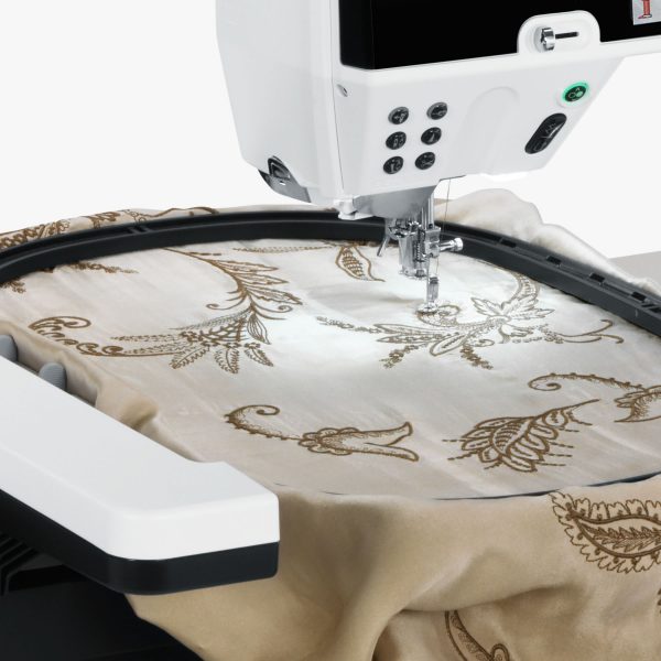 Bernina 880 Plus - Image 6