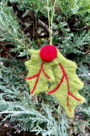 WAUKESHA - Needle Felted Holly Leaf Feb 23 10:00 AM - 12:00 PM